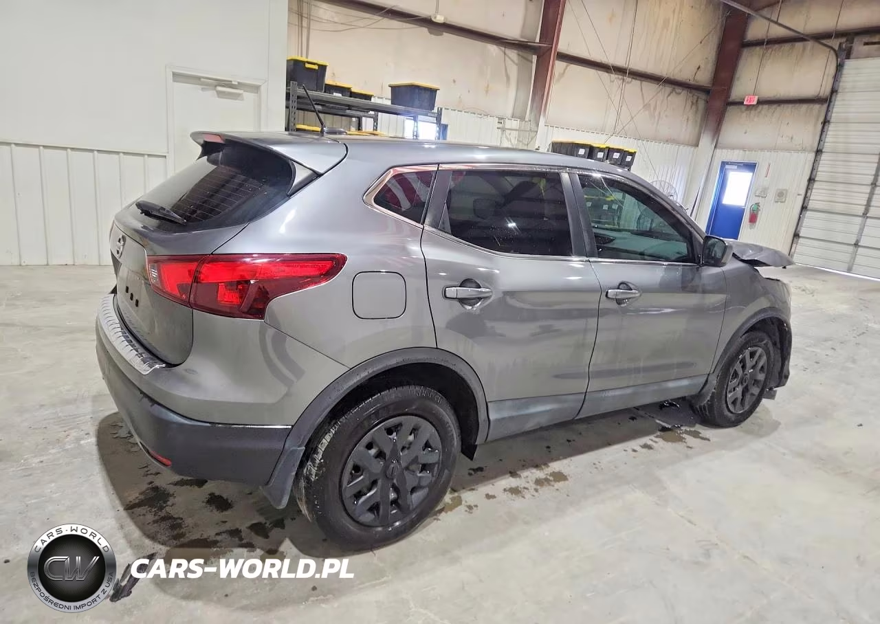 2018 Nissan Rogue Sport S VIN:JN1BJ1CP7JW103597 - 3