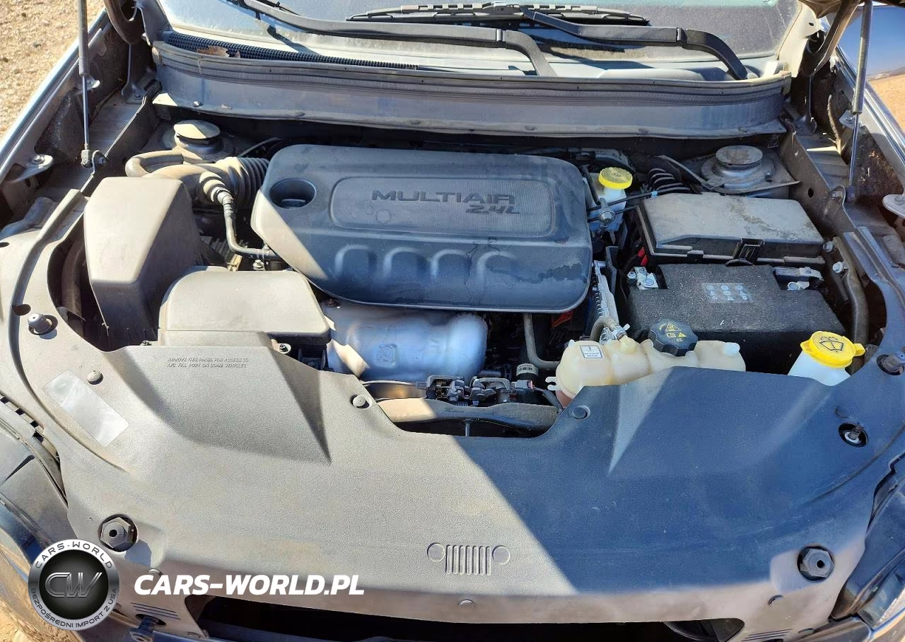 2020 Jeep Cherokee Latitude Plus VIN:1C4PJLLB7LD592617 - 12