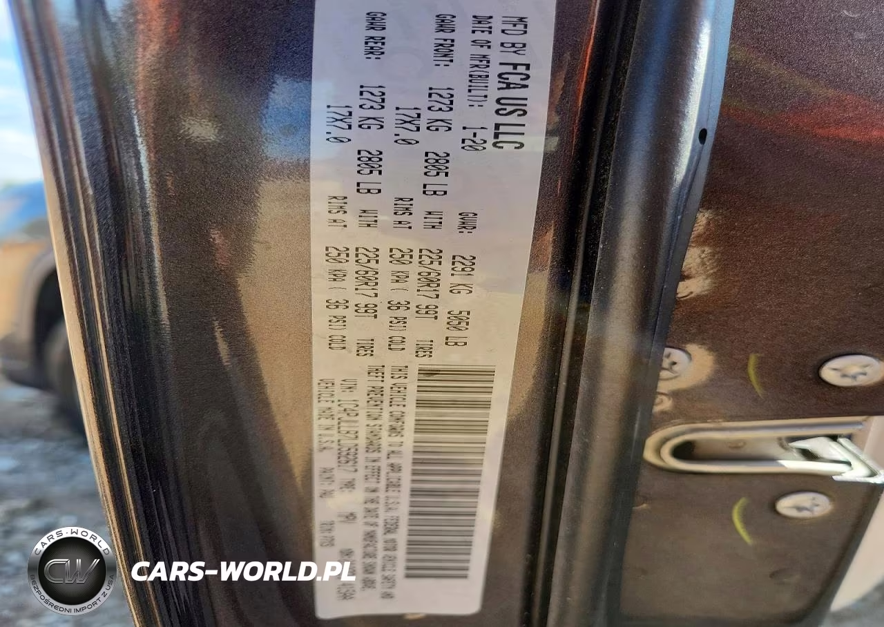 2020 Jeep Cherokee Latitude Plus VIN:1C4PJLLB7LD592617 - 13