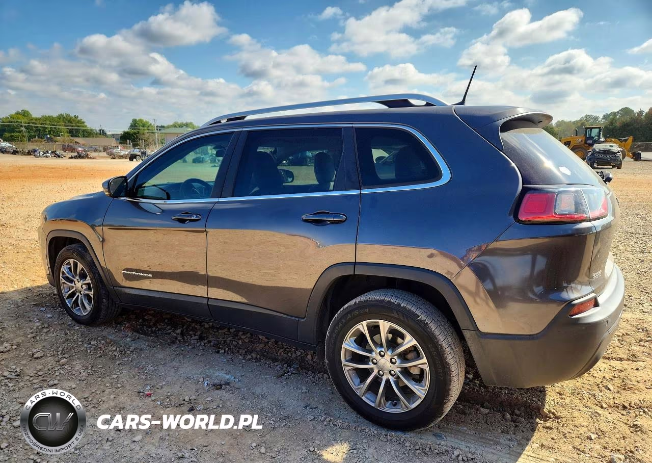2020 Jeep Cherokee Latitude Plus VIN:1C4PJLLB7LD592617 - 2