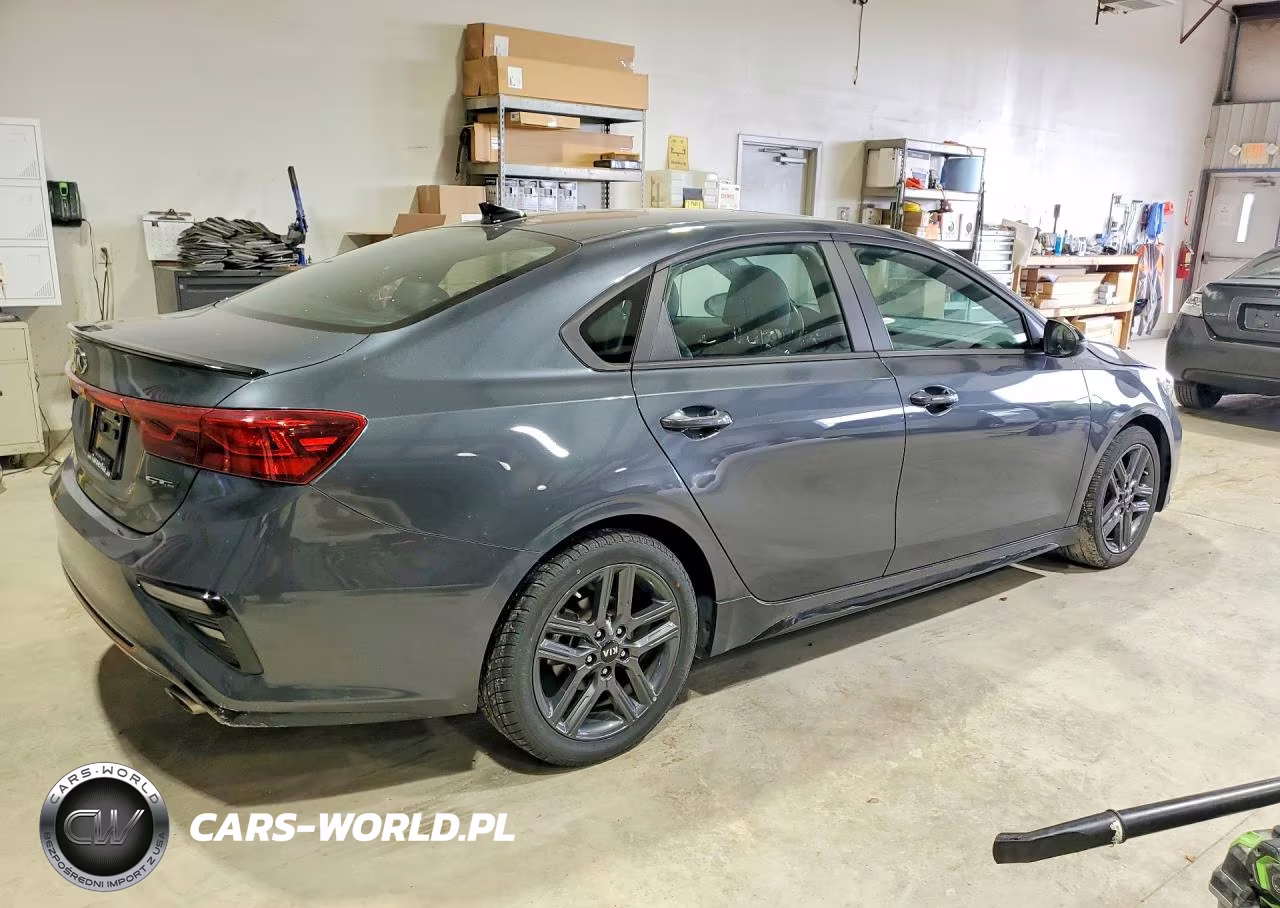 2021 Kia Forte Gt Line VIN:3KPF34AD1ME419580 - 3