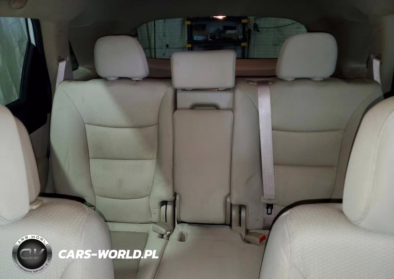 2013 Kia Sorento Lx VIN:5XYKTDA23DG336765 - 10