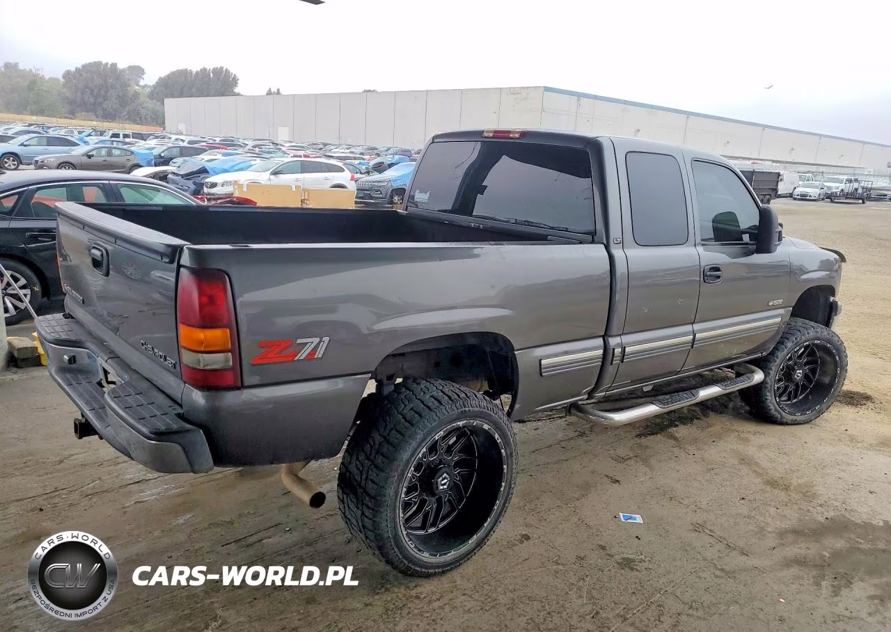 2000 Chevrolet Silverado K1500 VIN:1GCEK19T2YE150662 - 3