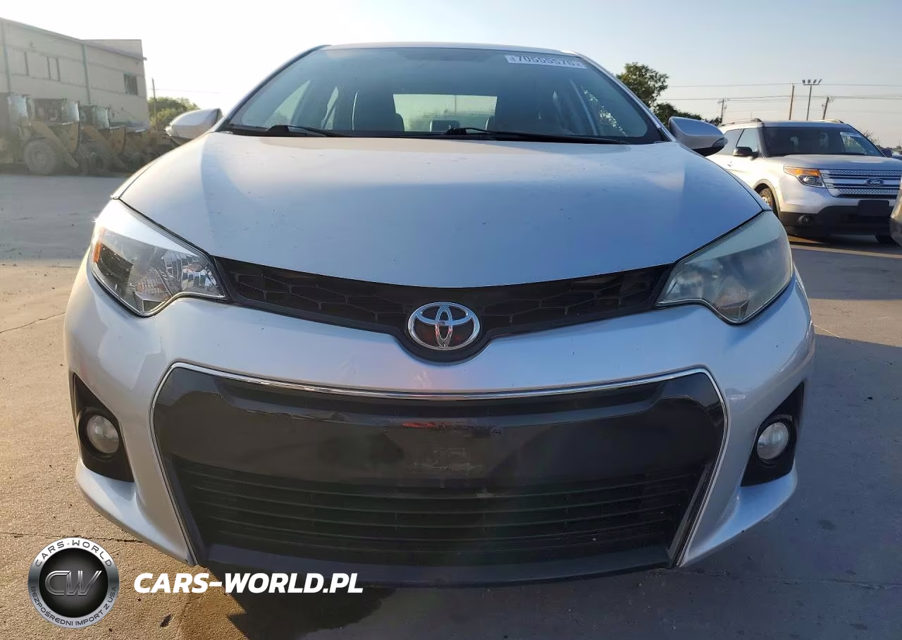 2015 Toyota Corolla S Plus VIN:5YFBURHE5FP294981 - 5