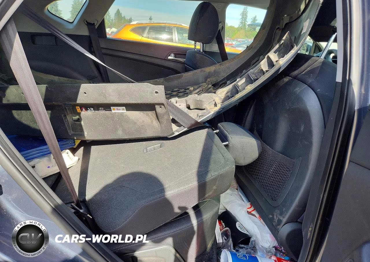 2019 Hyundai Tucson Value VIN:KM8J3CA47KU863318 - 11