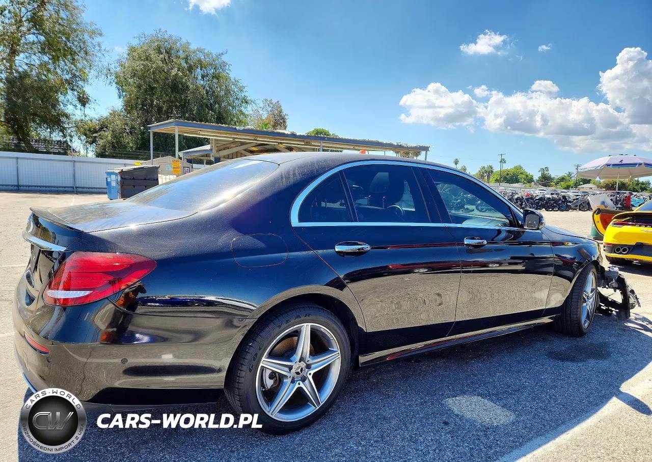 2019 Mercedes-Benz E 300 VIN:WDDZF4JB2KA527019 - 3