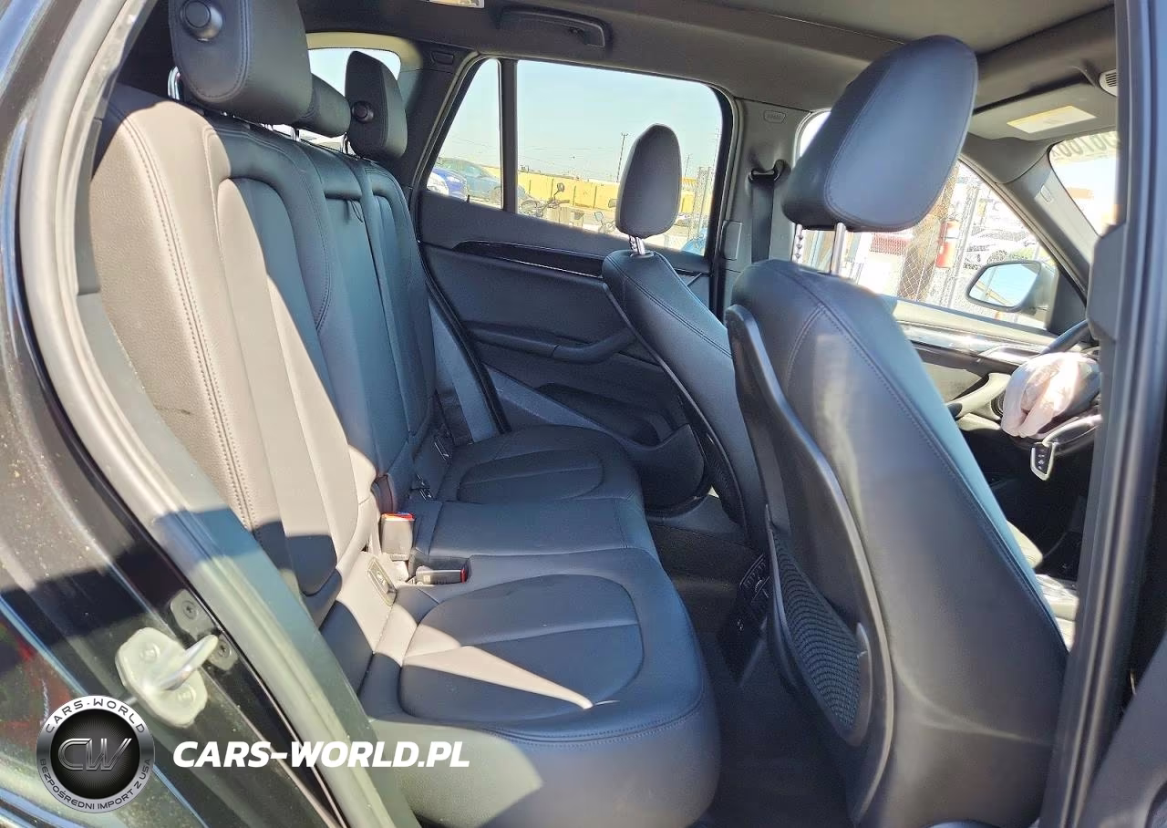 2020 BMW X1 Sdrive28I VIN:WBXJG7C04L5R88057 - 10