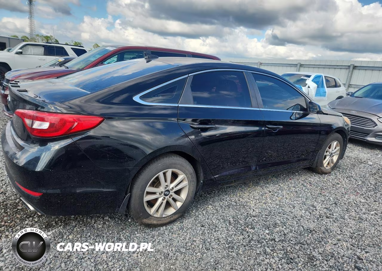 2015 Hyundai Sonata Se VIN:5NPE24AF1FH233861 - 3