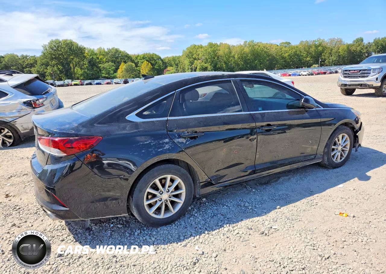 2018 Hyundai Sonata Se VIN:5NPE24AF3JH682824 - 3