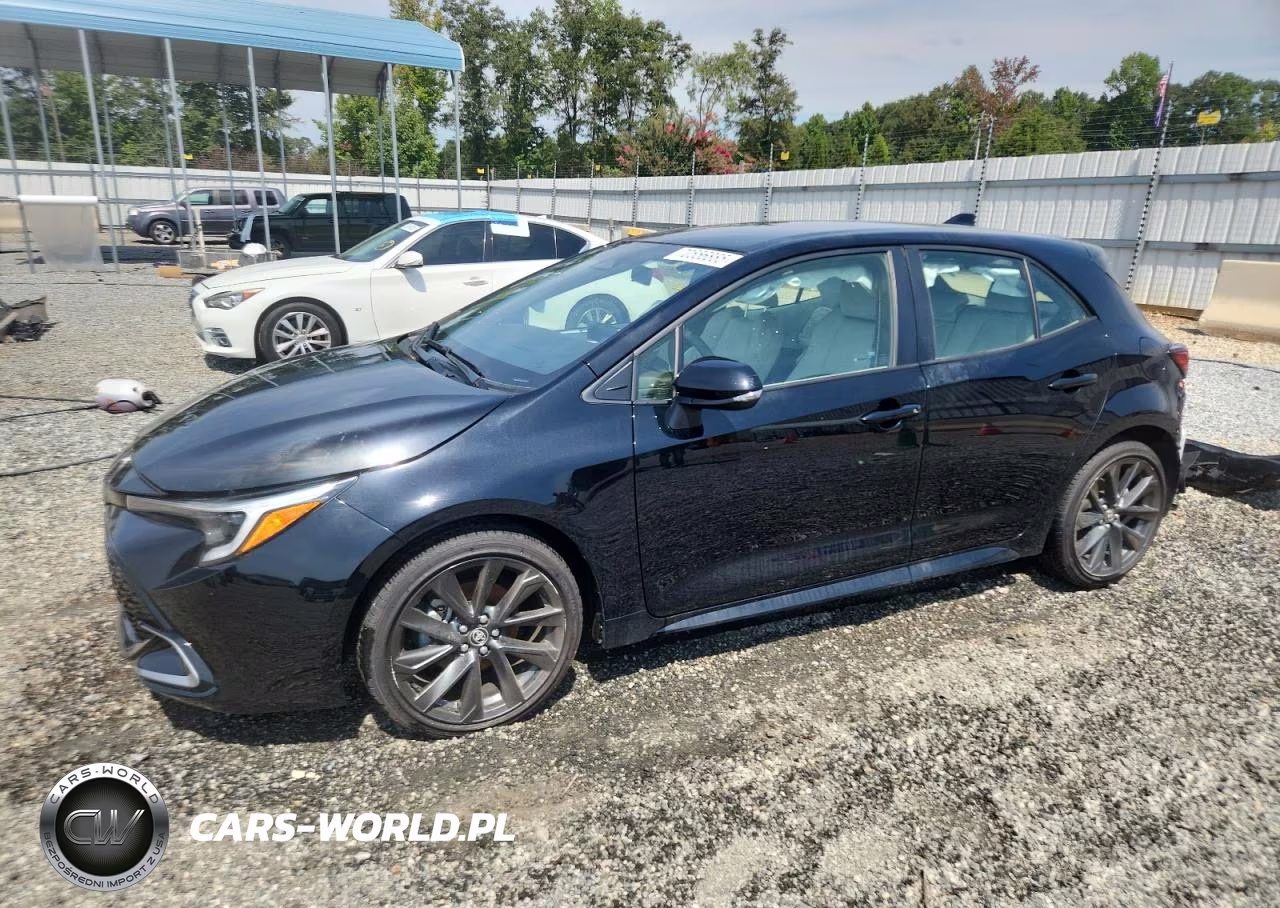 2025 Toyota Corolla Hatchback Xse