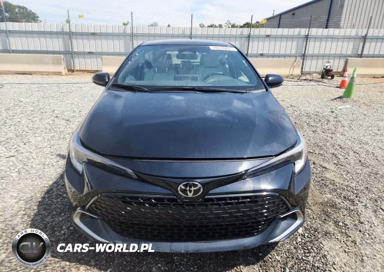 2025 Toyota Corolla Hatchback Xse VIN:JTNC4MBE6S3234643 - 5
