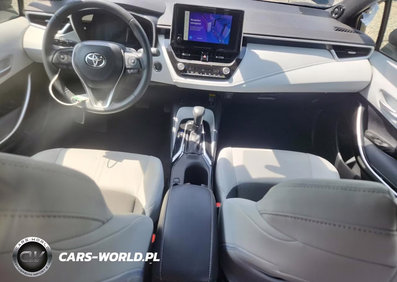 2025 Toyota Corolla Hatchback Xse VIN:JTNC4MBE6S3234643 - 8