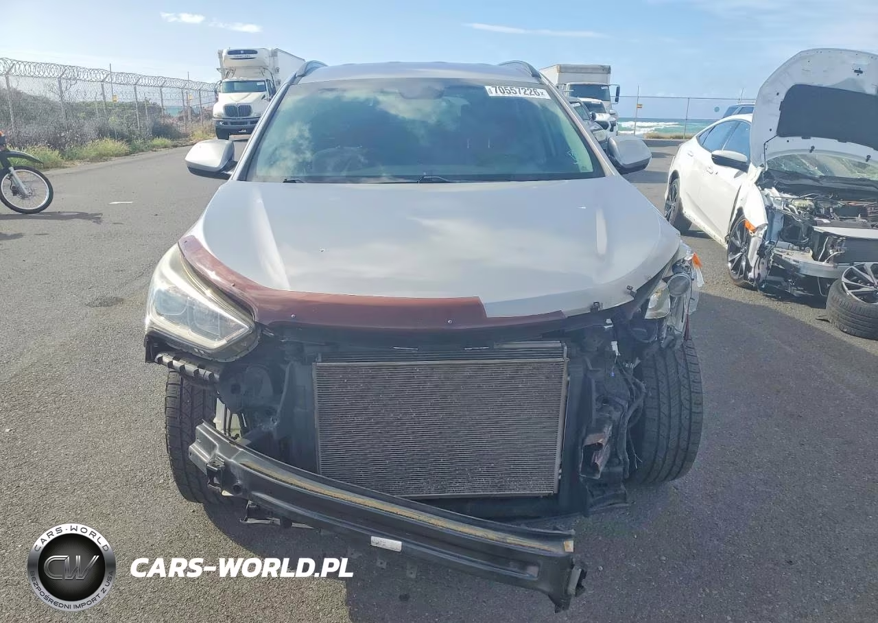 2018 Hyundai Santa Fe Se VIN:KM8SM4HF2JU288736 - 5