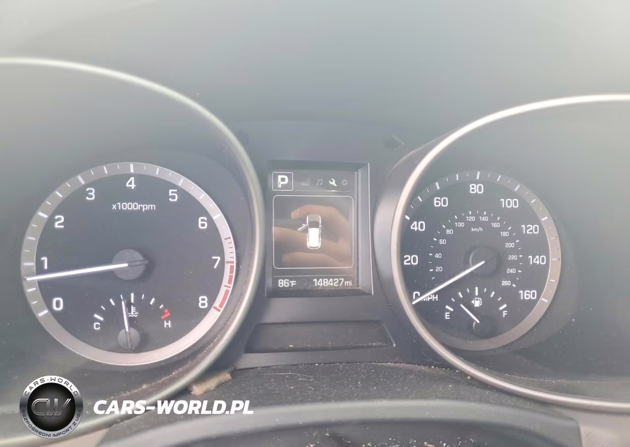 2018 Hyundai Santa Fe Se VIN:KM8SM4HF2JU288736 - 9