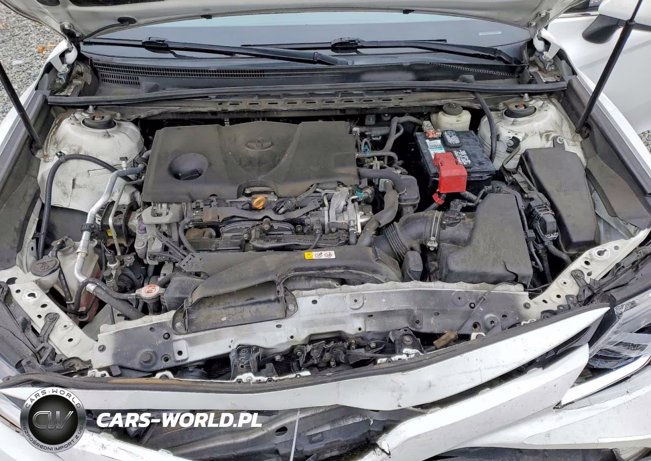 2018 Toyota Camry Le VIN:4T1B11HK9JU626279 - 11