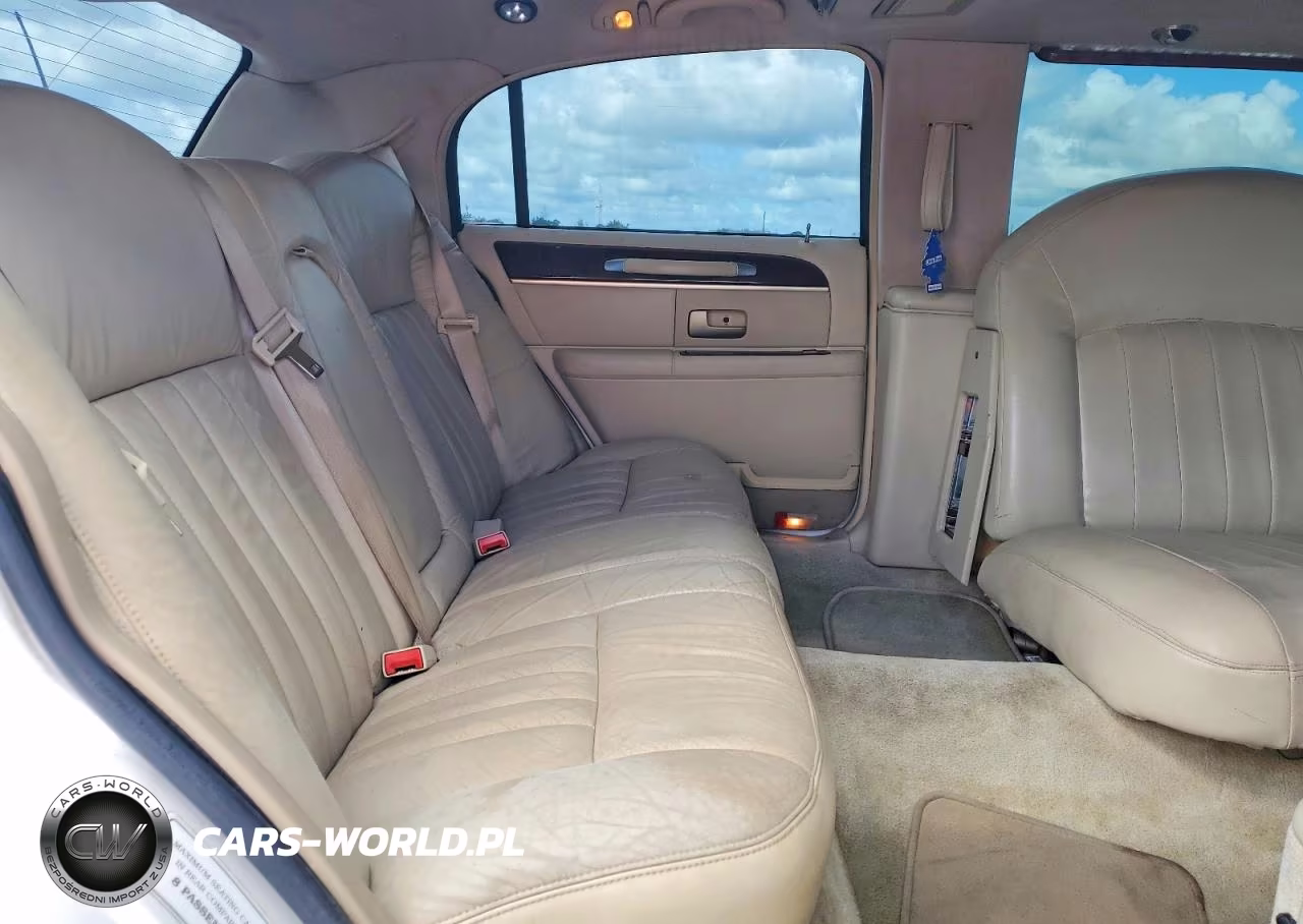 2008 Linc Town Car Executive L VIN:2L1FM88W08X658708 - 11