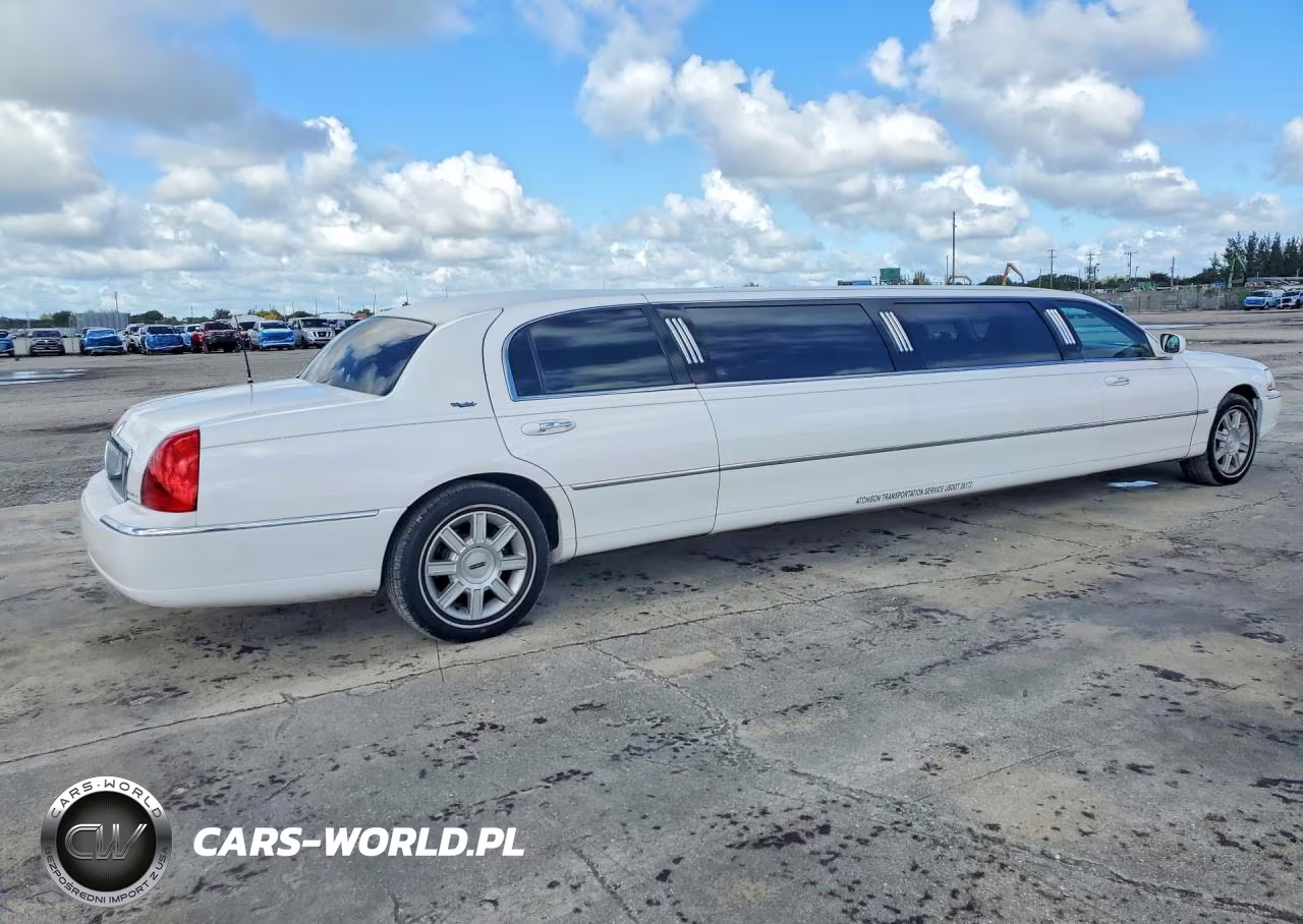 2008 Linc Town Car Executive L VIN:2L1FM88W08X658708 - 3