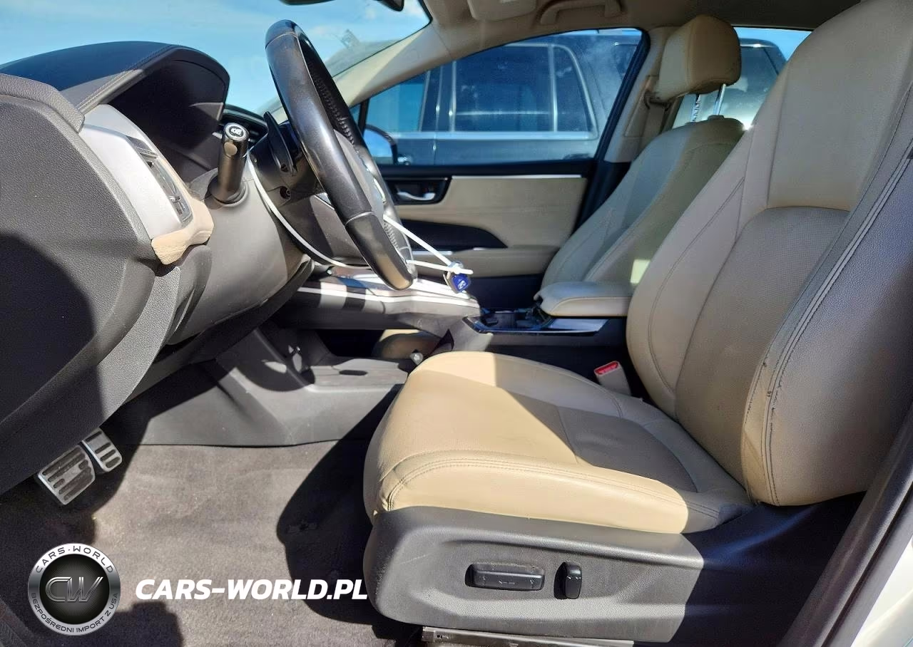 2019 Honda Clarity Touring VIN:JHMZC5F32KC006587 - 7
