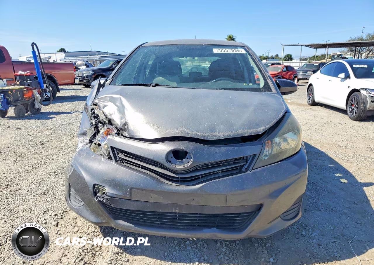 2012 Toyota Yaris 5-Door Le VIN:JTDKTUD36CD517294 - 5