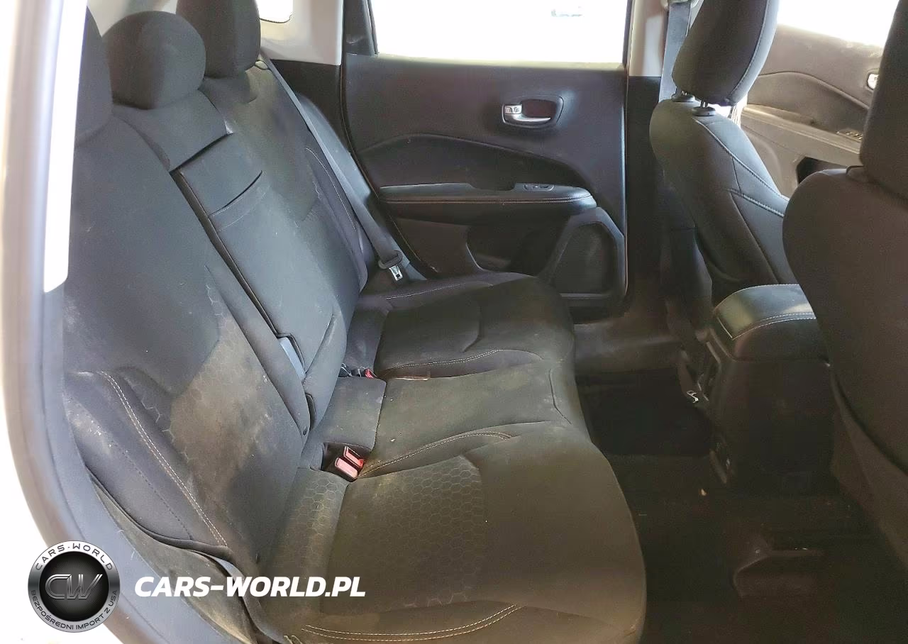 2018 Jeep Compass Sport VIN:3C4NJCABXJT151856 - 11
