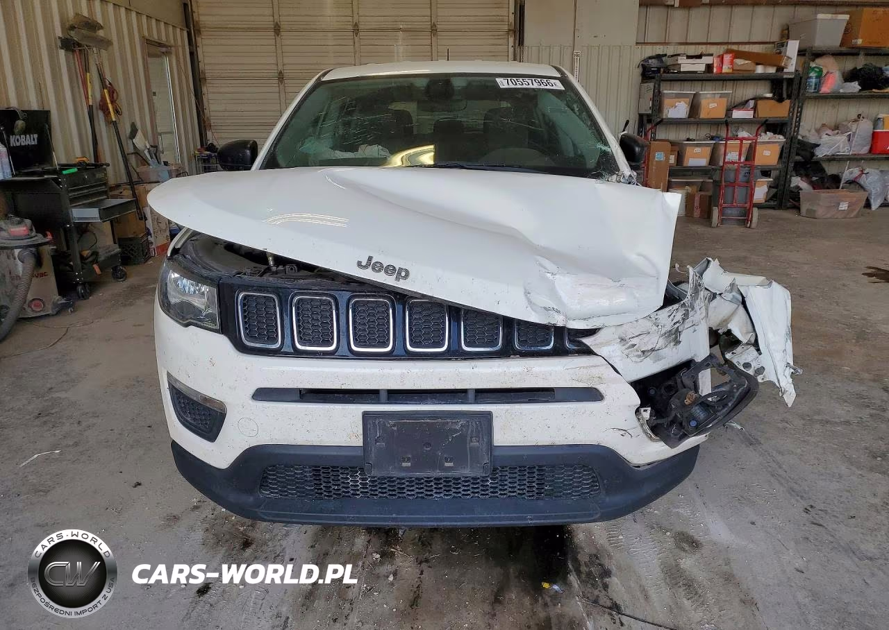 2018 Jeep Compass Sport VIN:3C4NJCABXJT151856 - 5