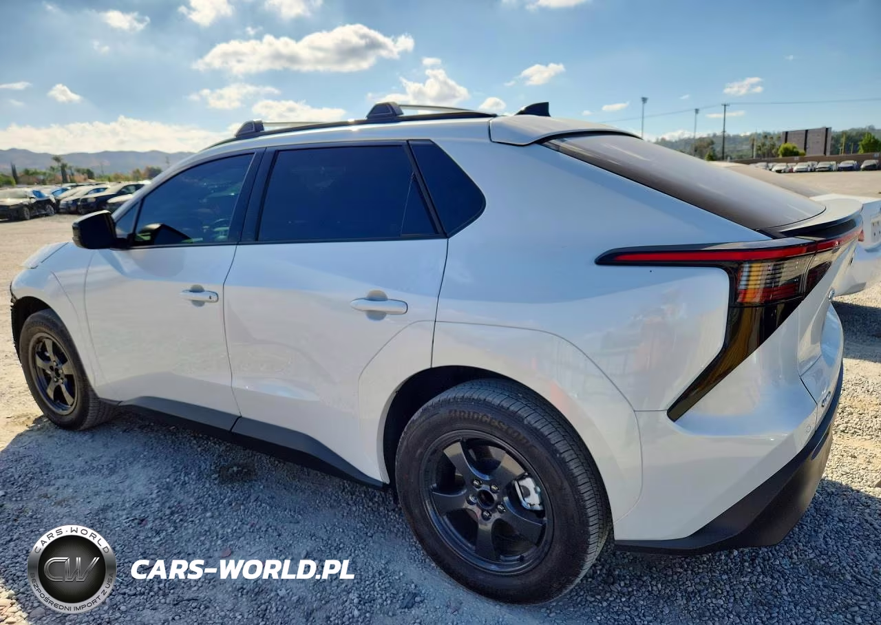 2026 Toyota Bz Xle Plus VIN:JTMBCAEBXTA000991 - 2