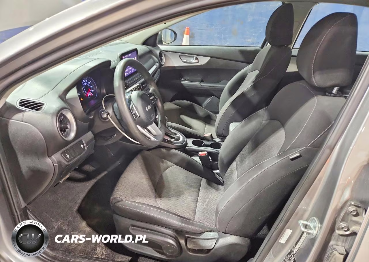 2023 Kia Forte Lxs VIN:3KPF24AD3PE621022 - 7