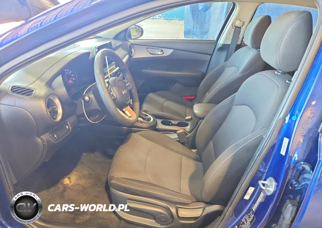 2023 Kia Forte Lxs VIN:3KPF24AD7PE567532 - 7