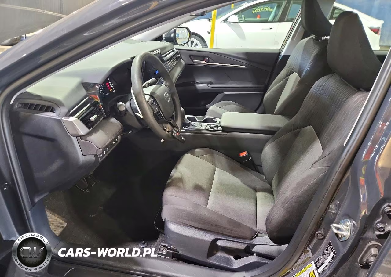 2026 Toyota Camry Le VIN:4T1DAACK3TU296545 - 7