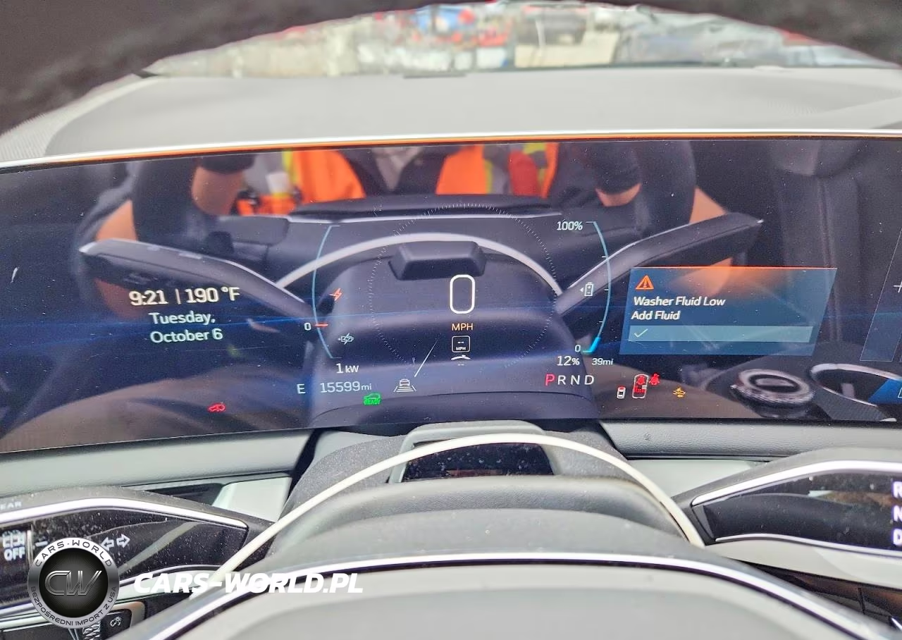 2025 Cadillac Optiq Sport VIN:3GYK3EMR8SS160400 - 9