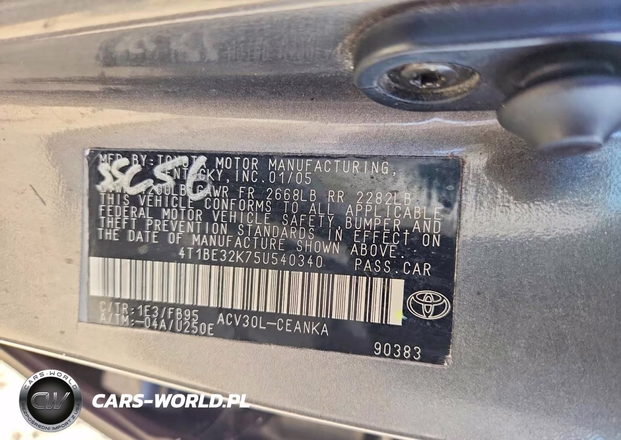 2005 Toyota Camry Le VIN:4T1BE32K75U540340 - 12