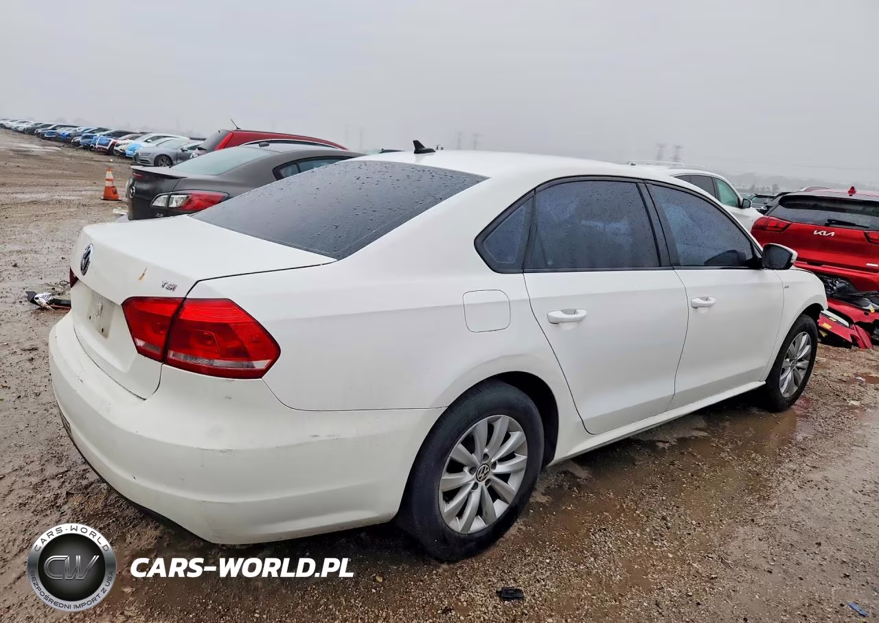 2015 Volkswagen Passat S VIN:1VWAT7A39FC042488 - 3
