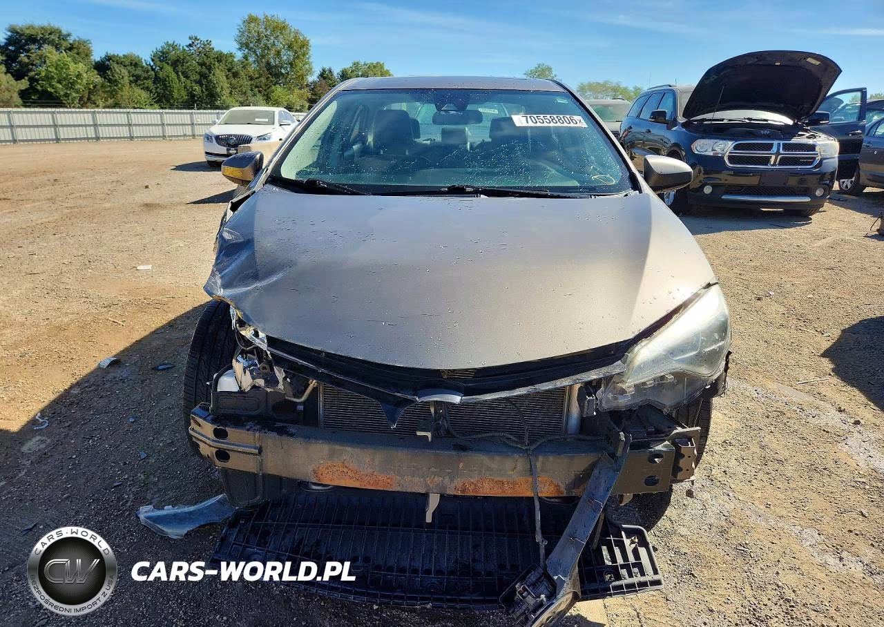 2017 Toyota Corolla Xle VIN:2T1BURHE5HC853254 - 5
