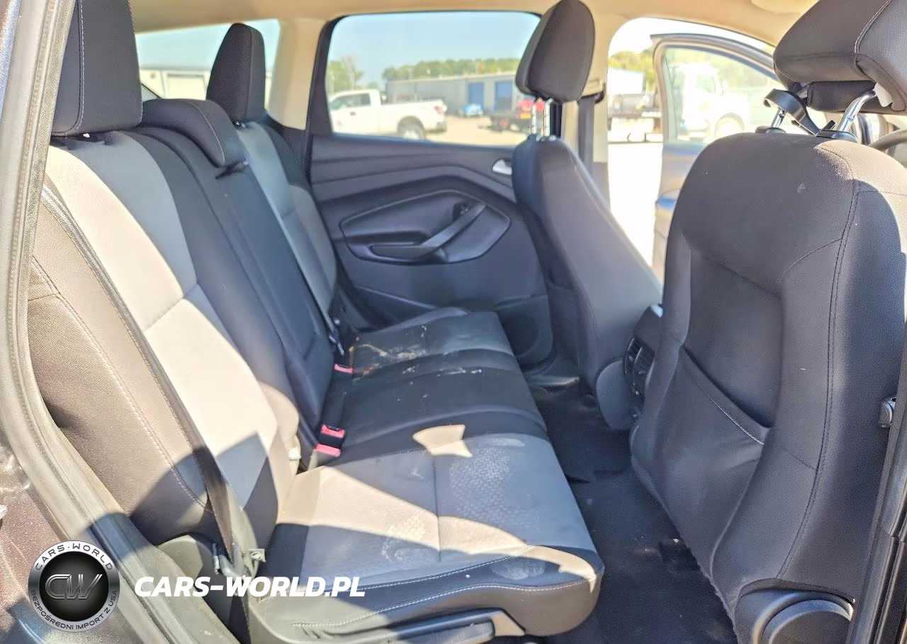 2017 Ford Escape Se VIN:1FMCU0GD8HUC84505 - 10