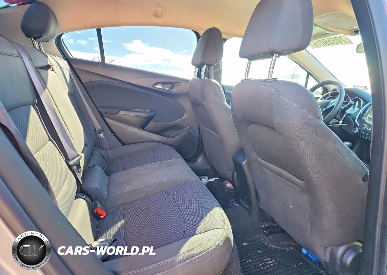 2017 Chevrolet Cruze Lt VIN:3G1BE5SM4HS521596 - 10