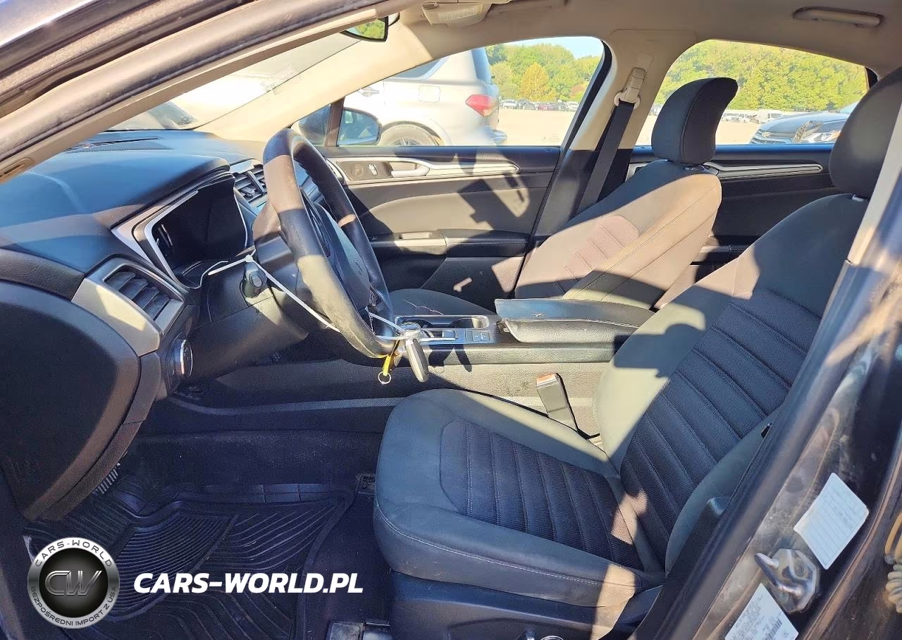 2019 Ford Fusion Se VIN:3FA6P0LU5KR189824 - 7