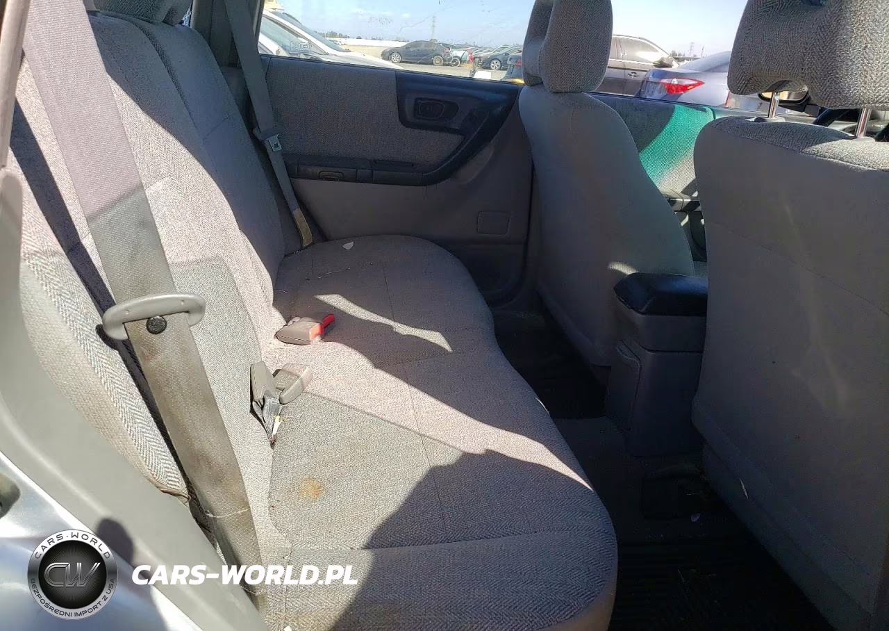 2002 Subaru Forester L VIN:JF1SF63552H714900 - 10