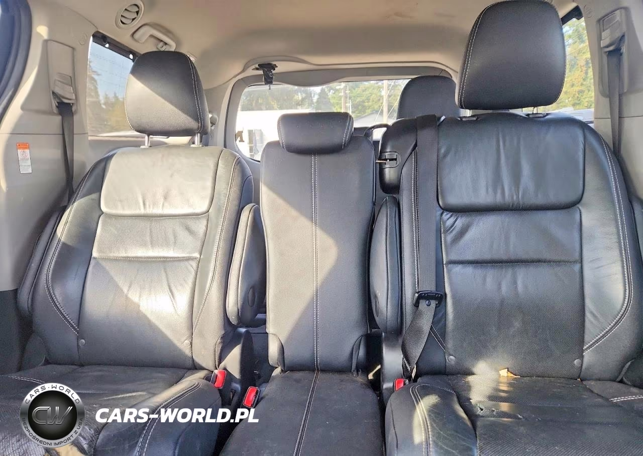 2016 Toyota Sienna Se VIN:5TDXK3DC7GS740568 - 10