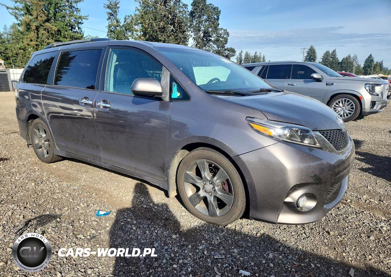 2016 Toyota Sienna Se VIN:5TDXK3DC7GS740568 - 4