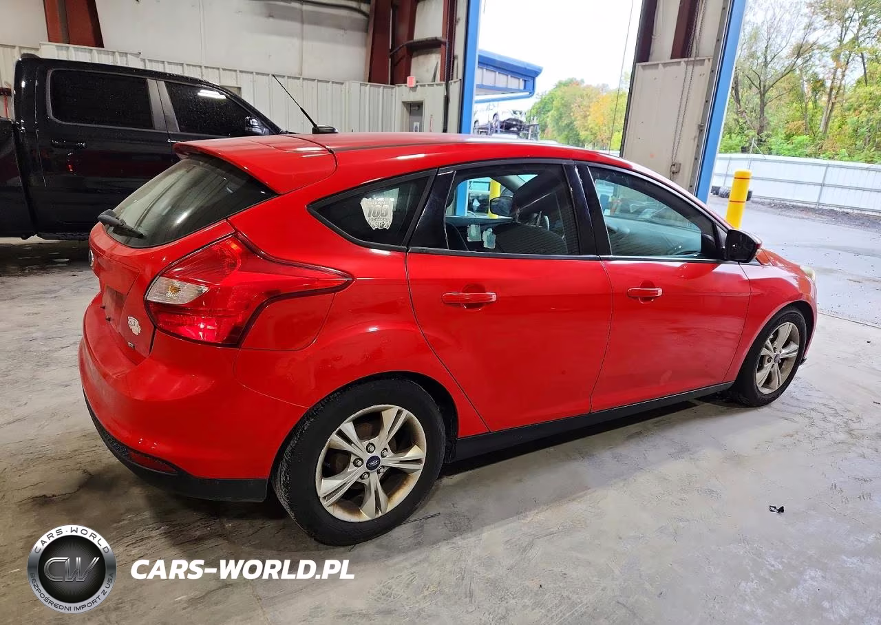 2014 Ford Focus Se VIN:1FADP3K26EL288258 - 3