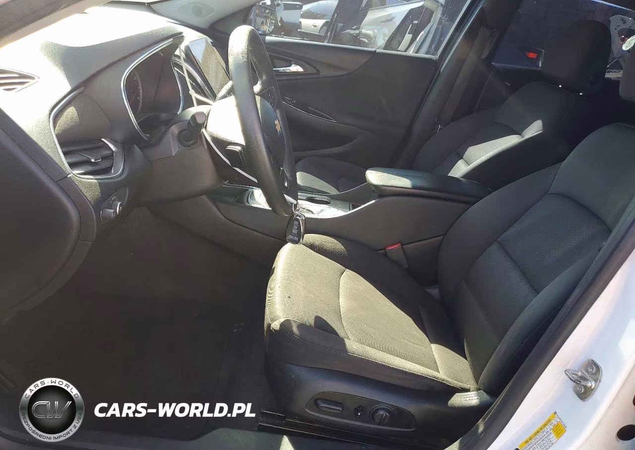 2019 Chevrolet Malibu Lt VIN:1G1ZD5ST9KF138192 - 7