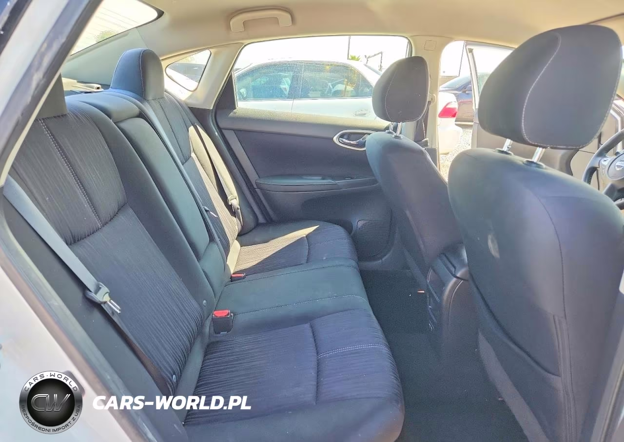 2018 Nissan Sentra Sv VIN:3N1AB7AP0JL639277 - 10