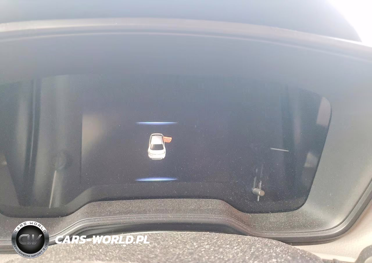 2020 Toyota Corolla Le VIN:JTDEBRBE0LJ014153 - 9