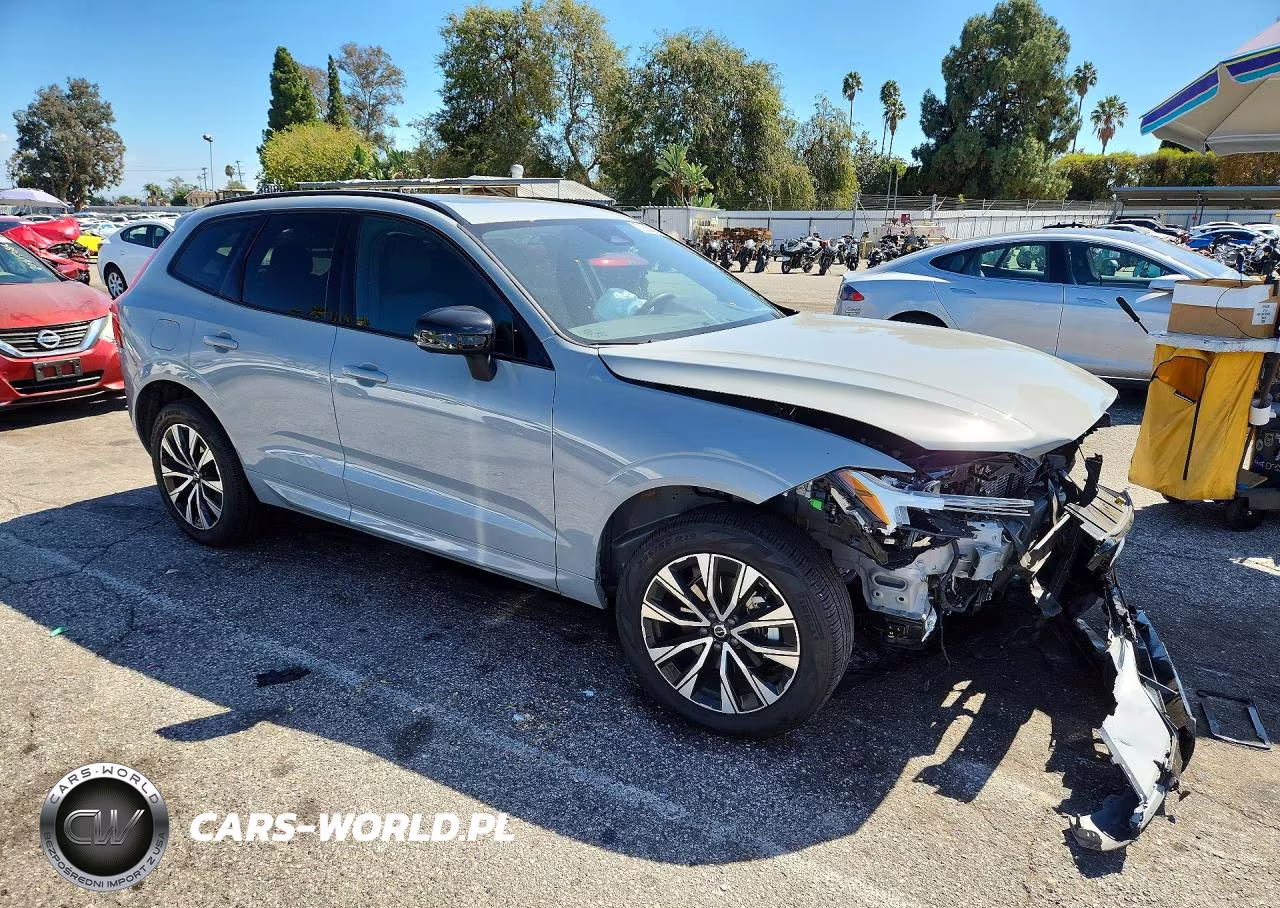 2025 Volvo Xc60 Core VIN:YV4M12RJ9S1219992 - 4