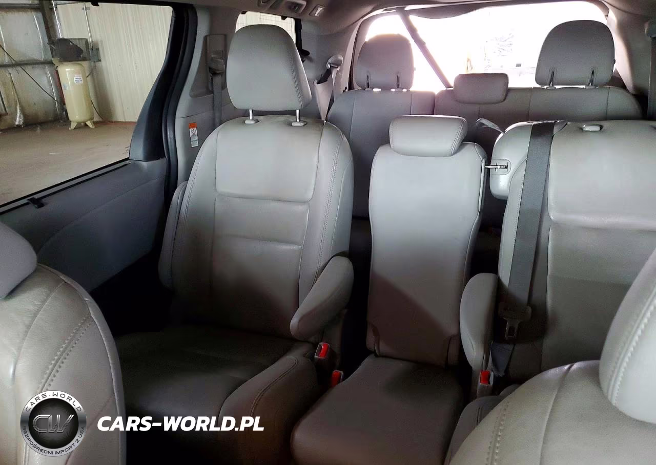 2020 Toyota Sienna Xle 8-Passenger VIN:5TDYZ3DC8LS062357 - 10