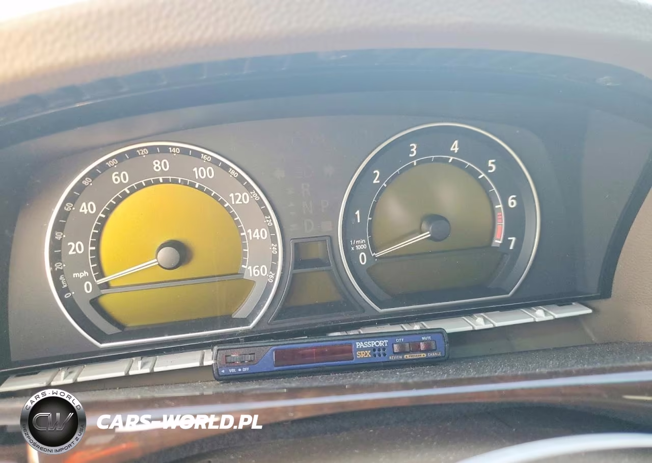 2008 BMW 750 Li VIN:WBAHN83548DT78589 - 9