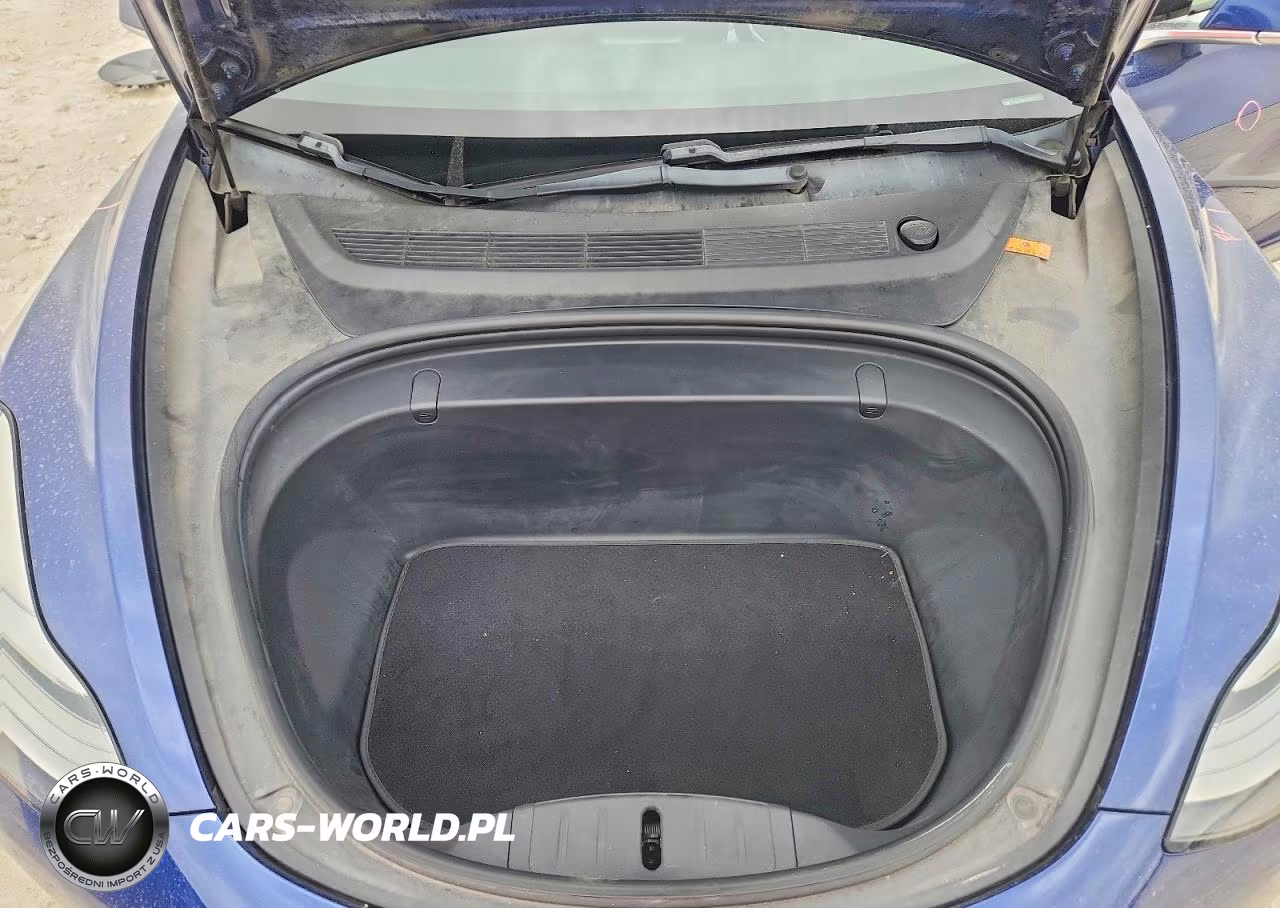 2018 Tesla Model 3 VIN:5YJ3E1EB9JF115164 - 11