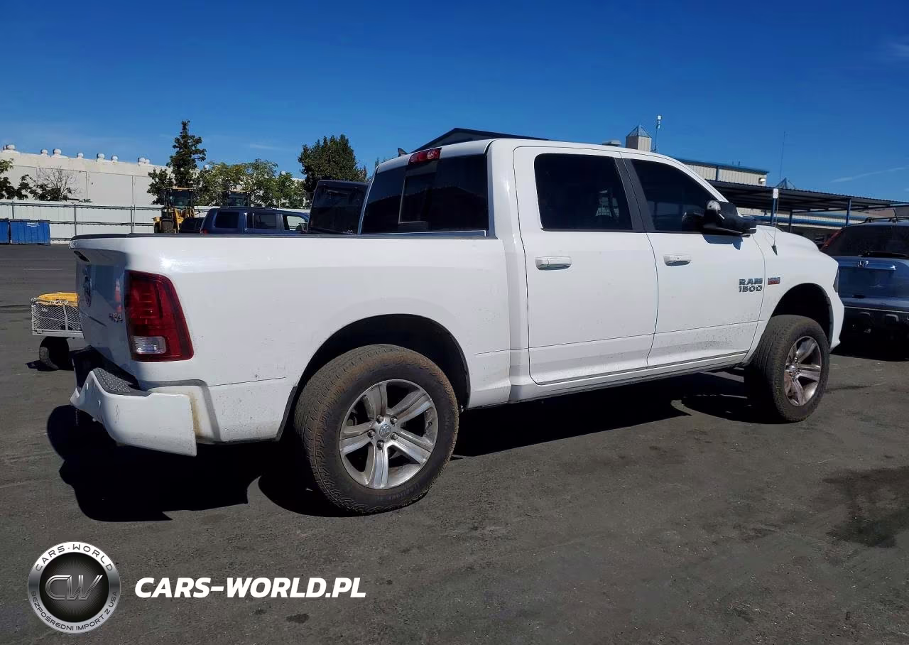2017 Ram 1500 Sport VIN:1C6RR7MT5HS839773 - 3