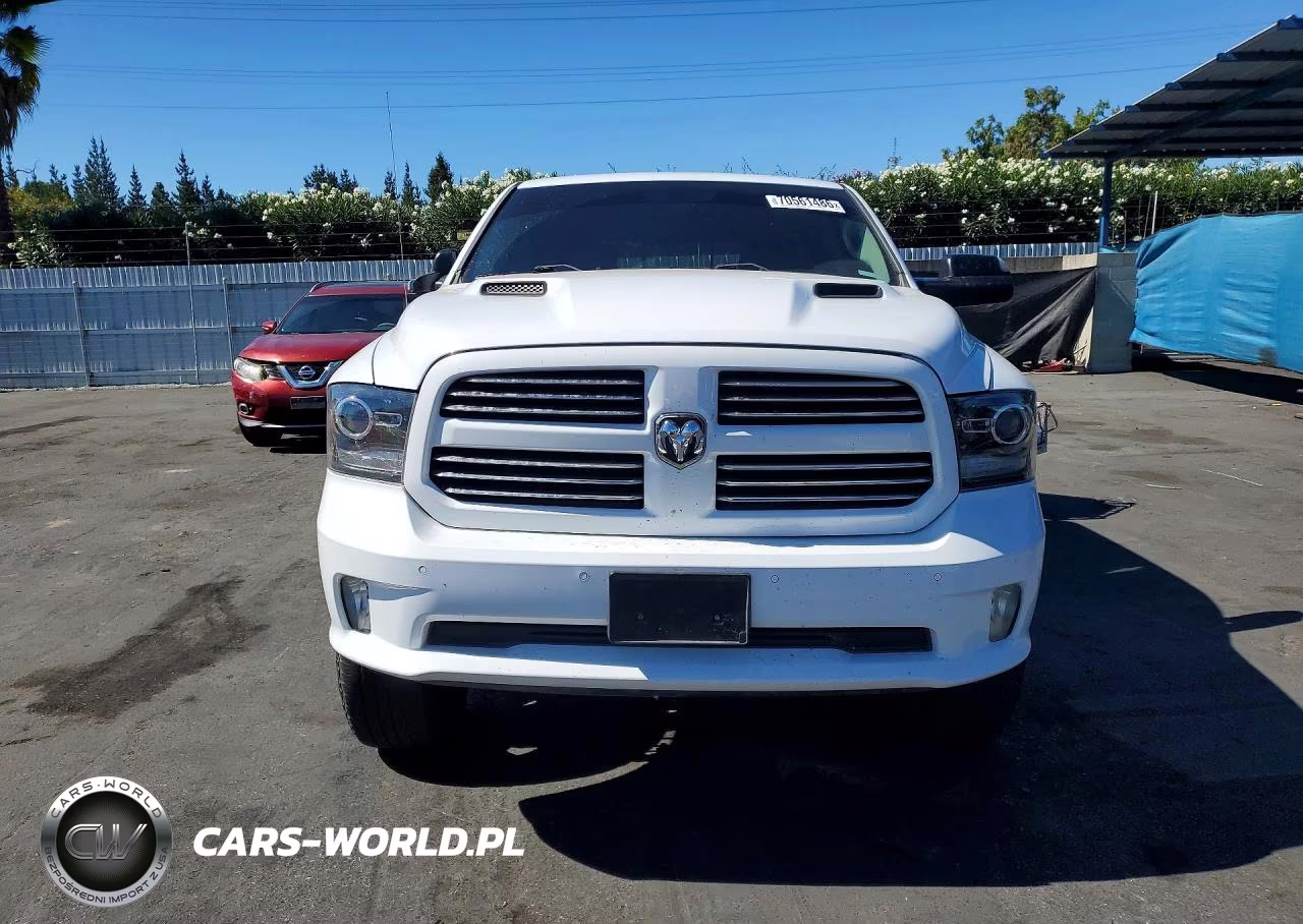 2017 Ram 1500 Sport VIN:1C6RR7MT5HS839773 - 5