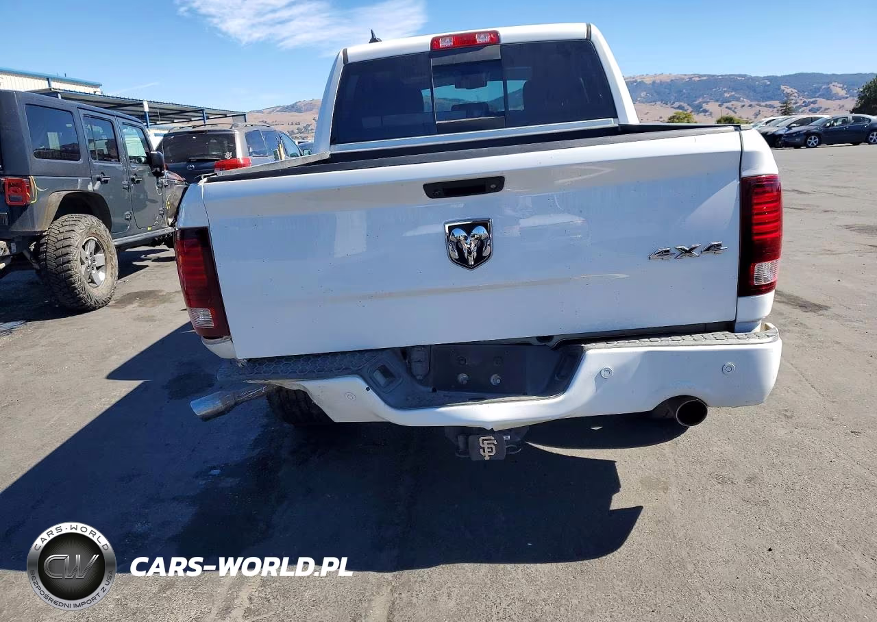 2017 Ram 1500 Sport VIN:1C6RR7MT5HS839773 - 6